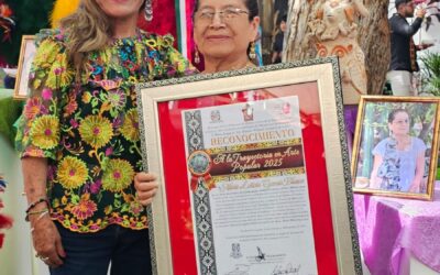 Maestros artesanos reciben medalla al mérito en el MEAPO Oaxaca